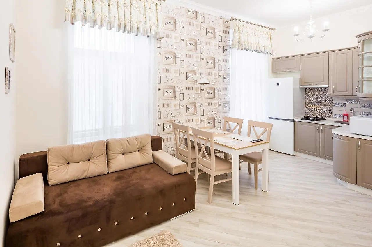 Leogrand Vip Apartments On Udatnogo 4 Львов 0*,